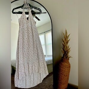 Flowery, feminine dress